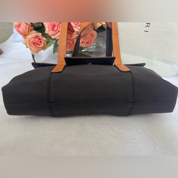 BVLGARI Leather & Canvas Shoulder Bag/ Handbag. Authentic - Picture 12 of 15